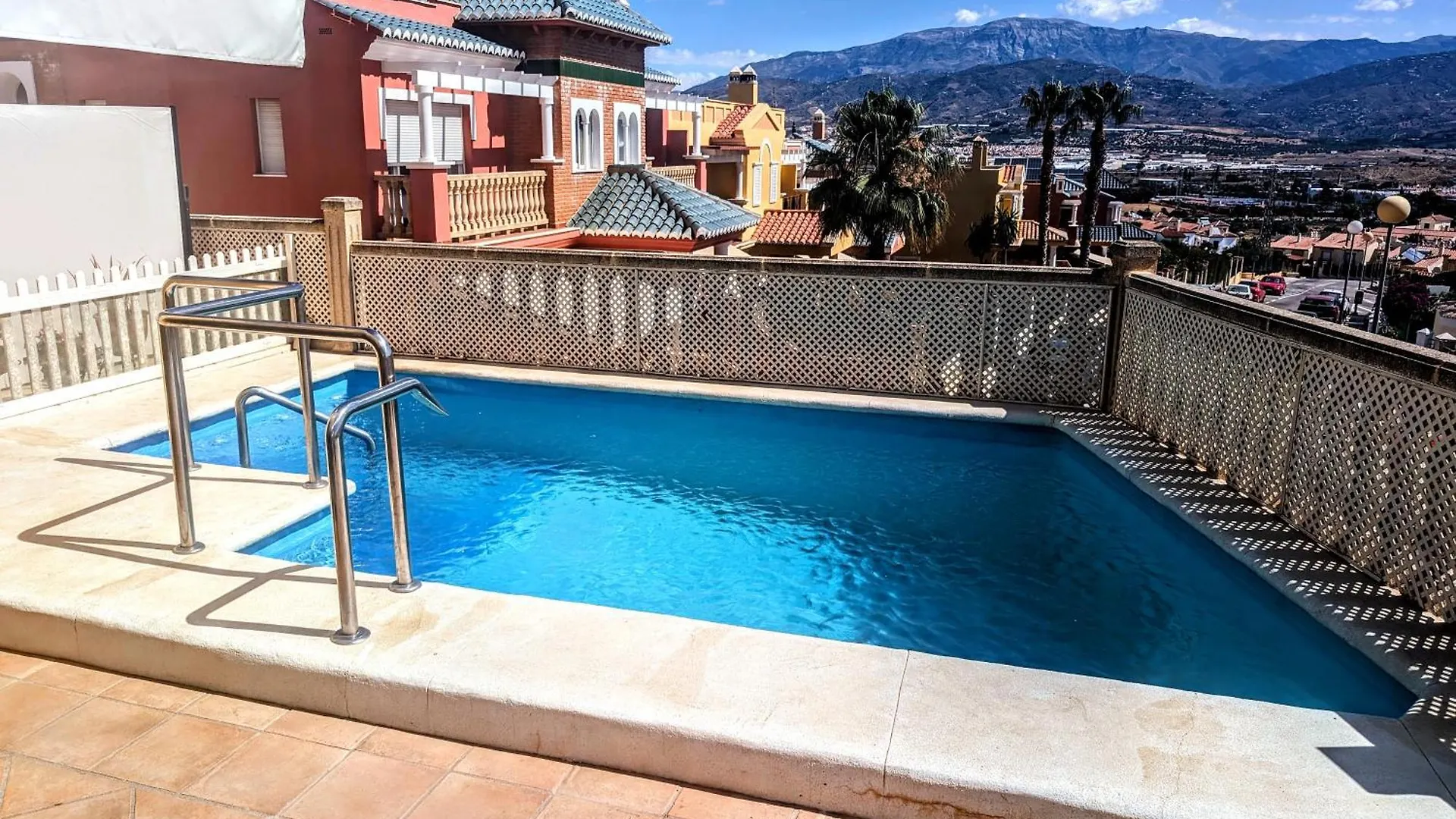 Vina Home Torre Del Mar 0*,